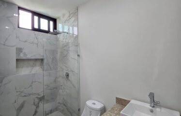 Casa en venta de 4 recámaras en privada residencial zona Country