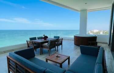 Penthouse en venta en zona de playa Chicxulub frente al mar