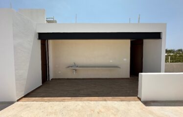 Casa en renta en privada en Cholul, Mérida, Yucatán.