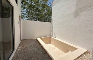 Casa en renta en privada en Cholul, Mérida, Yucatán.