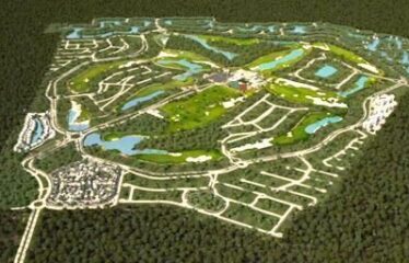 Lote en venta con vista al lago central, Privada Kilil, Yucatán Country Club.