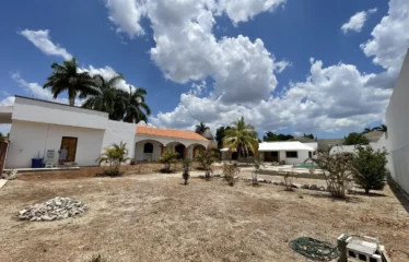 En Venta preciosa casa dentro de privada en Temozón Nte.