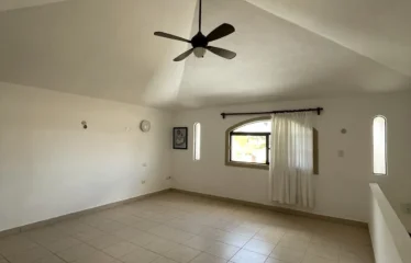 En Venta preciosa casa dentro de privada en Temozón Nte.