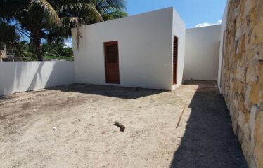 En venta casa en esquina en playas de Telchac Puerto