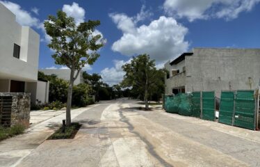 Terreno en venta en Paseo Country, Mérida, Yucatán.