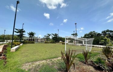 Terreno en venta con orientación Sur- Norte en privada Mirador, Komchén, Mérida.