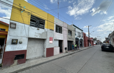 Casa en venta en el centro de Motul, Yucatán, a 2 cuadras de la plaza principal.