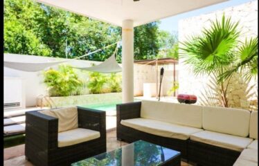 Bonita casa en venta en Villa Nautilus dentro de Aldea Zamá, Tulum, Qroo.