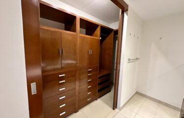 Se vende departamento en Anthea, Yucatán Country Club.