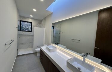 Hermosa casa en venta Privada Kutz, Yucatán Country Club