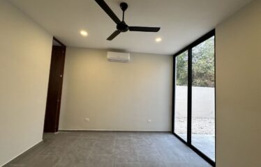 Hermosa casa en venta Privada Kutz, Yucatán Country Club