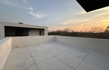 Hermosa casa en venta Privada Kutz, Yucatán Country Club