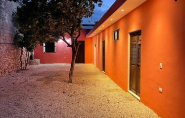 Casona con piscina en venta en el Centro de Mérida, totalmente remodelada.