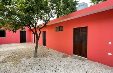 Casona con piscina en venta en el Centro de Mérida, totalmente remodelada.