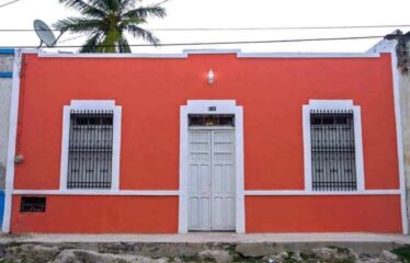 Casona con piscina en venta en el Centro de Mérida, totalmente remodelada.