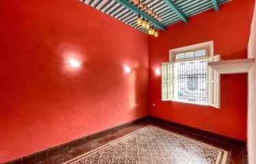 Casona con piscina en venta en el Centro de Mérida, totalmente remodelada.