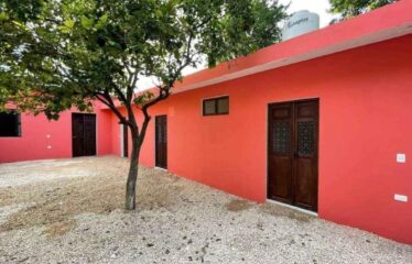 Casona con piscina en venta en el Centro de Mérida, totalmente remodelada.